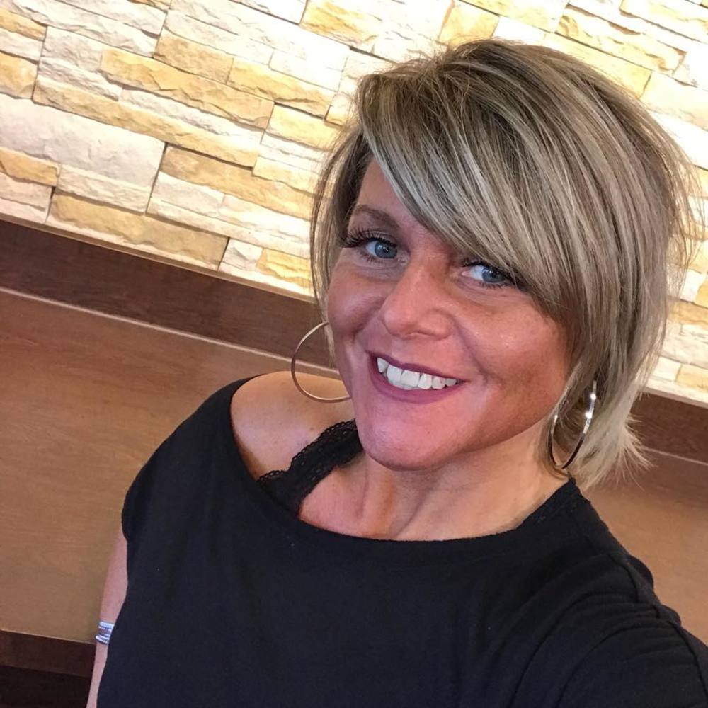 Meet your Posher, Deborah